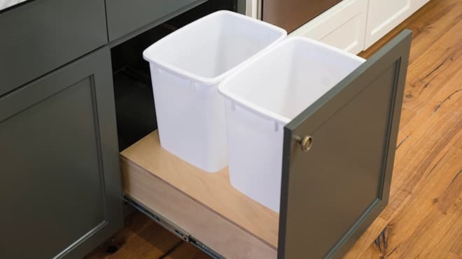 Trash & Recycling